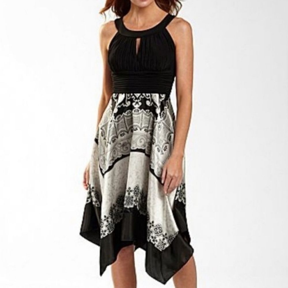 🔹️Signature by Sangria Black & White Asymmetric Hem Dress Size 4